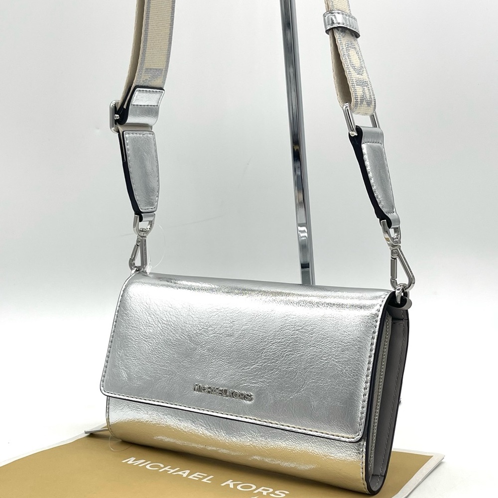 Michael Kors Large Zip Around Wallet Crossbody Bag - Picture 4 of 10